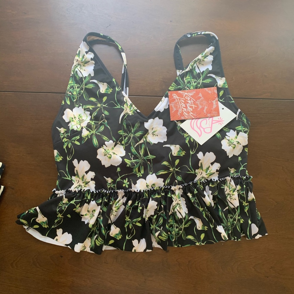 NWT Kortni Jeane tankini top XXL